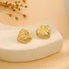Pendientes de metal con diseño de mariposa y flor, estilo personalidad, Europa y Estados Unidos, para mujer, con sentido exagerado, textura plisada, joyería para orejas