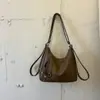 Nova Bolsa de Ombro de Couro com Cera de Alta Qualidade 2026 para Mulheres, Bolsa Transversal Versátil Estilo Coreano com Pingente de Franja da Moda Bolsa Tote