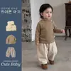 Chaleco de plumón 3D de estrellas para bebé niño, nuevo estilo otoño e invierno, chaqueta de plumón linda y moderna con bordado de letras para niños pequeños