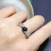 Anillos de ópalo negro natural de colores están llenos de color fuego piedra principal 5 * 7 mm plata de ley 925 incrustación de precisión