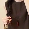 Nuevo collar colgante de pez de palisandro estilo chino, estilo étnico vintage, cadena larga versátil para suéter, accesorio de diseñador para mujer