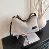 Bolsas Femininas de Designer de Nicho 2026 Nova Tendência Transfronteiriça Bolsa Transversal de Grande Capacidade Bolsa de Ombro/Axila de Tecido Tricotado
