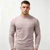 Suéter de Punto Jacquard con Cuello Redondo para Hombre Otoño Invierno Textura Rayada Jersey Ajustado Capa Interior Capa Base Múltiples Colores En Stock