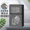 Estuche para cigarrillos recargable WG6Q integrado a prueba de viento gran capacidad para 20 cajetillas tapa abatible anti-presión humedad personalizado