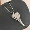 Corrente para Suéter Coração Linha Simples Retrô Colar Coração Assimétrico de Prata Corrente de Clavícula Versátil Personalizada Estilo Étnico