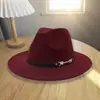 Chapéu Fedora Feminino de Lã com Blocos de Cor, Estilo Europeu e Americano para Primavera e Outono, Chapéu Jazz de Lã Personalizado em Jeans, Chapéu de Feltro Cavaleiro Estilo Retrô Britânico