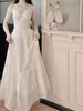 Vestido de Alta Costura Off-White para Mulheres, Novo Estilo Verão 2026, Vestido de Alcinha Estilo Resort Emagrecedor, Vestido Longo para Mulheres