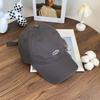Gorra de Béisbol Bordada con Letras Nuevas de Primavera 2025 para Mujer Versión Coreana Versátil Circunferencia de Cabeza Grande Parte Superior Suave Visera de Pato Sombrero Casual