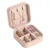Caja de almacenamiento a prueba de polvo para joyas, estilo caja de almacenamiento para pendientes, accesorios para manos, collares, anillos, caja mini pequeña modelo nuevo