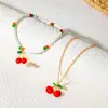Conjunto de Joias de Pé com Miçangas Vermelhas em Camadas com Strass, Tornozeleira Cereja Conjunto de Três Peças, Acessórios Decorativos de Alta Qualidade