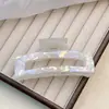 Pinza para el pelo cuadrada simple y versátil Xia Wei Yi de acrílico, tamaños grande y pequeño, adecuada para cabello grueso, pinza de tiburón para recogido en la parte posterior de la cabeza