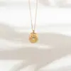 Collar de Acero de Titanio con Estrella de Ocho Puntas Estilo Fresco de Moda Cadena para Clavícula Personalizada para Mujer Colgante Retro Collar Elegante Europeo y Americano