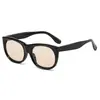 Gafas de sol negras geniales de estilo europeo y americano para mujer, Gafas de sol de alta gama de color té claro estilo profesor picante moderno Y2K para hombre