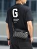 Bolso Cruzado de Hombro Único para Hombre Moda Coreana Nuevo Bolso para Hombre Casual Cuadros Ins de Moda Europea y Americana Bolso Cuadrado Pequeño Venta al por Mayor