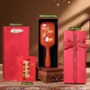 Set de Regalo Temático Rojo para Bodas para Recién Casados: Caja de Regalo Peine de Sándalo, Peine Masajeador con Cojín de Aire, Regalo Práctico para Mujeres, Recuerdo para el Cuidado de la Salud