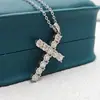 Collar Colgante Cruz de Plata de Ley 925 Moissanita para Mujer Moda Europea y Americana Estilo Hip-Hop Suministro de Fábrica Transfronterizo