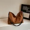 Bolsa de mão de acabamento fosco de alta qualidade para mulheres, nova moda 2026 estilo retrô bolsa de ombro, bolsa tipo balde de grande capacidade para o dia a dia
