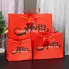Bolsas de Regalo Rojas Felices al por Mayor Bolsas Tote de Estilo Chino para Fiestas de Uso General en Stock en Varios Tamaños para Empaque Navideño