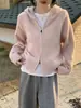 Estilo simple, color liso, con capucha, cierre de cremallera, cárdigan de punto grueso, nueva colección otoño 2026, estilo coreano, versátil, corte holgado y efecto adelgazante