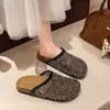 Meias Pantufas Femininas de Malha com Strass e Biqueira Aberta, Nova Moda Verão 2026 Sandálias Versáteis Slip-On Preguiçosas