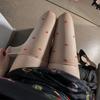 Sexy, Sexy, Amoroso, Puro, Medias Negras de Seda Hasta la Rodilla, Hermosas Piernas, Celebridad Cibernética de Seda, Abertura Deslizante en la Entrepierna Libre 3436
