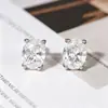 Pendientes de Zirconia Coloridos, Versátiles y de Moda Yanbai para Mujer, Pendientes de Lujo Ligero Europeos y Americanos con un Diseño de Alta Gama, Pendientes Elegantes
