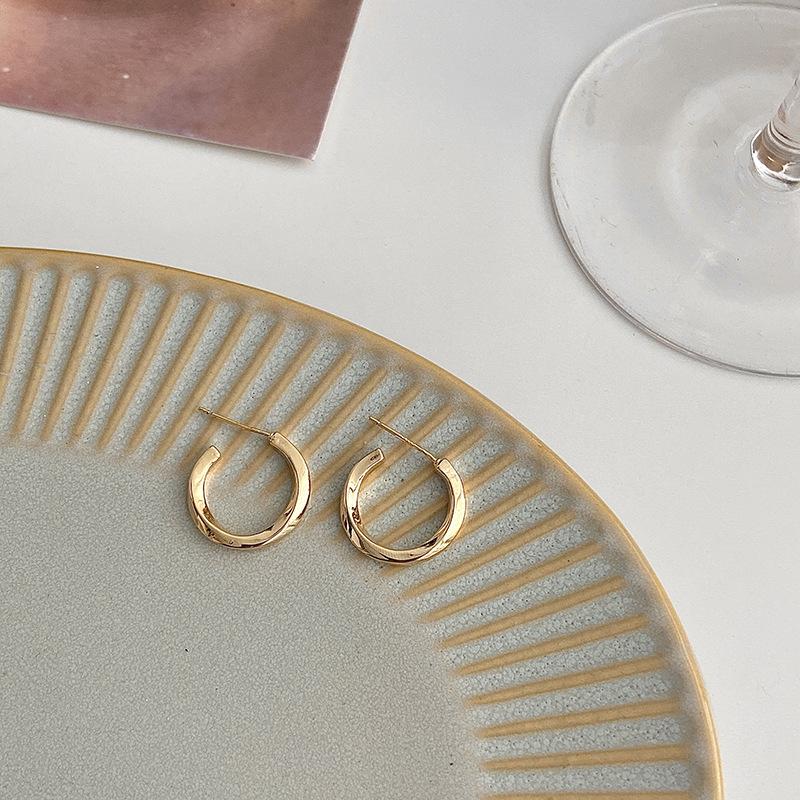 颜色分类图_金色银针耳钉