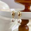 Brincos de Pérola Simples de Luxo Acessível Estilo Retro Francês para Mulheres 2026 Novos Brincos Populares de Design de Nicho