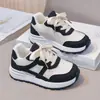 Zapatos De Xun para Niñas 2026 Verano Nuevos Transpirables Estilo Coreano Zapatos Forrest Gump para Niños Suela Suave Antideslizantes Ligeros Zapatos de Patinaje para Niños