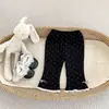 Calça Longa Micro Flare de Bolinhas para Bebê Menina Outono, Calça Longa Doce com Laço de Renda, Calça Externa Slim Fit para Meninas Pequenas