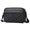 Bolso cruzado transfronterizo, Bolso reflectante láser para hombre, Bolso de hombro casual, Marca de moda, Bolso de hombro pequeño para hombre para ir al trabajo
