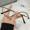 Nuevas Gafas de Sol Asimétricas de Moda Retro, Gafas Metálicas Planas Personalizadas Estilo Ins, Gafas Anti-Luz Azul para Mujer de Tiktok