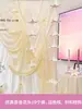 2026 Fundo de Casamento Decoração de Local Decoração de Recepção de Casamento Roupão de Noivado Branco Estilo Francês Fundo para Foto de Hotel