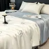 2026 Novo Conjunto de Quatro Peças de Seda Gelada Fresco de Verão Super Bonito Toque de Luxo Lençol Capa de Edredom Cama Conjunto de Três Peças