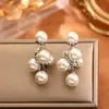 Pendientes de Racimo de Uvas Retro Franceses Diseño de Nicho Pendientes de Moda de Lujo Ligero Temperamento Elegante Pendientes Versátiles