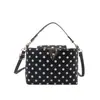 La popular bolsa cuadrada pequeña fresca de mano de este año para mujer 2026 Verano nuevo bolso de hombro único con lunares y bloques de color bolso cruzado para ir al trabajo