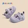 Sapatos de Caminhada para Bebês e Crianças Pequenas Superfície de Couro Sapatos de Bebê para Meninas Sola Macia Antiderrapante Tênis de Bebê para Meninos Sapatos Casuais 1-3 Anos
