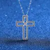 Weizi Original Nuevo Diseño Moissanita Plata de Ley S925 Estilo Unisex Colgante de Cruz Retro Elegante Versátil Collar para Mujeres