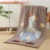 Toalla de baño de gasa de algodón puro de dibujos animados, gasa multicapa, suave y absorbente, adecuada para hombres y mujeres, uso doméstico, toalla de playa para adultos, 75*150 cm, disponible para venta al por mayor
