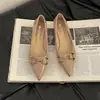 Elegantes Zapatos de Tacón Grueso para Commuter para Mujer Otoño 2026 Puntiagudos Estilo Coreano Profesionales de Tacón Alto con Detalle de Hebilla