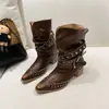 Botas de Mujer Punta Fina Estilo Europeo Media Pantorrilla Botas de Moda Versátiles Otoño Nuevas Remaches Tacón Grueso 2026 Alargadoras Adelgazantes Botines