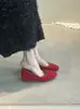 Zapatos de tacón oculto de 4 cm con lazo francés suave para mujer, color rojo, nuevo estilo Primavera/Otoño 2025, mocasines estilo vespertino