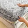 Lençol de Cama de Leite Engrossado Ajustável Estilo Inverno Peça Única Mais Veludo Mais Espessura Quente de Inverno Uso Doméstico Capa Protetora Lençol de Cama Antiderrapante