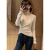 Camiseta elegante de manga larga con cuello en V, pliegues irregulares para mujer, nuevo modelo Primavera y Otoño 2026, top elegante ajustado