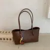 Bolso de Hombro para Mujer Estilo Coreano Chic Retro de Nicho, Nuevo Otoño, Ligero, de Lujo, Versátil, para el Trabajo y el Viaje