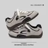 Nueva colección de otoño de zapatos para hombre: Zapatillas de entrenamiento alemanas de cuero transpirable, modernas y versátiles, zapatillas de suela plana estilo retro para uso casual