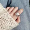 Nuevos Pendientes de Perla en Forma de Capullo de Flor Nicho Simples de Moda Versátiles Pendientes Lujo Ligero Elegantes Retro Exquisitos Pendientes