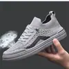 Zapatos de Hombre para Primavera y Otoño, Zapatos de Malla Transpirable para Hombre de Nuevo Estilo, Zapatos de Trabajo Cómodos sin Cordones, Zapatos Casuales de Lona