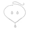 Suministro Transfronterizo Venta Caliente Joyería de Comercio Exterior Colgante Geométrico de Circonita Totalmente Diamantado Juego de Collar y Pendientes Cadena Juego de Joyería de Boda