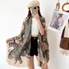 Chal Retro Americano con Estampado de Leopardo para Mujer, Estilo Old Money de Verano, Bufanda de Moda de Lujo Ligero, Bufanda de Seda de Leopardo de Alta Gama